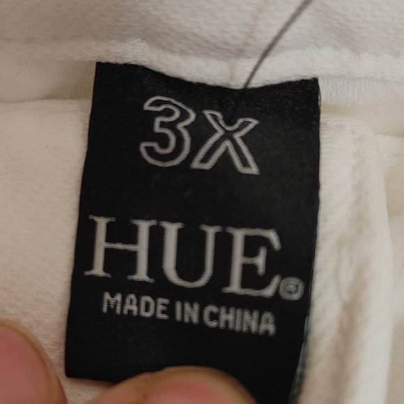 Hue white Jeggings capris NWOT 3X.  655. - Picture 6 of 8